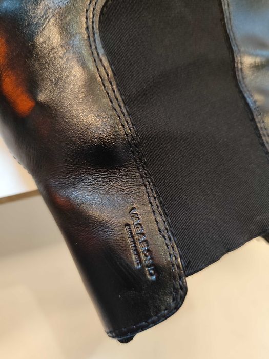 Ghete chelsea 41 plain toe Vagabond piele naturala moale negru