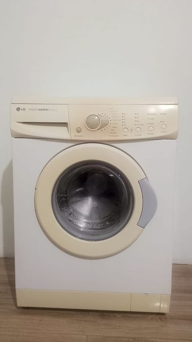 Продам стиральную машинку