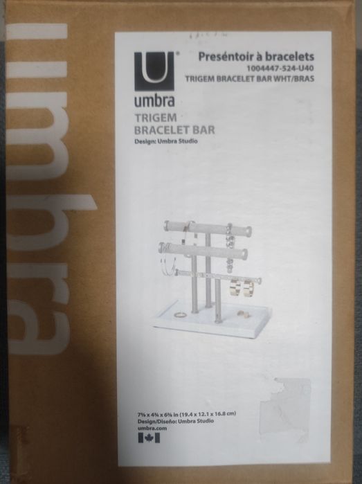 Луксозна стойка за бижута