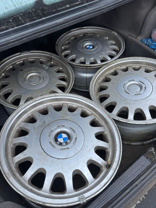 Диски от е38 р16