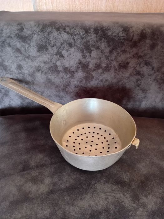 Посуда разная в отличном состоянии