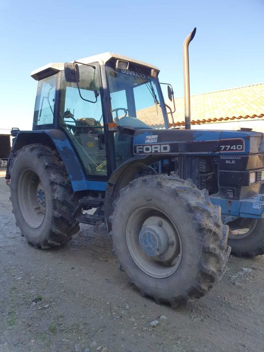 Dezmembrez new holland (ford) 7740,5640,6640,7840