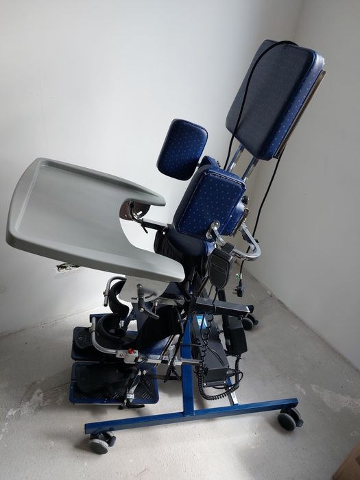 Verticalizator electric cu telecomanda