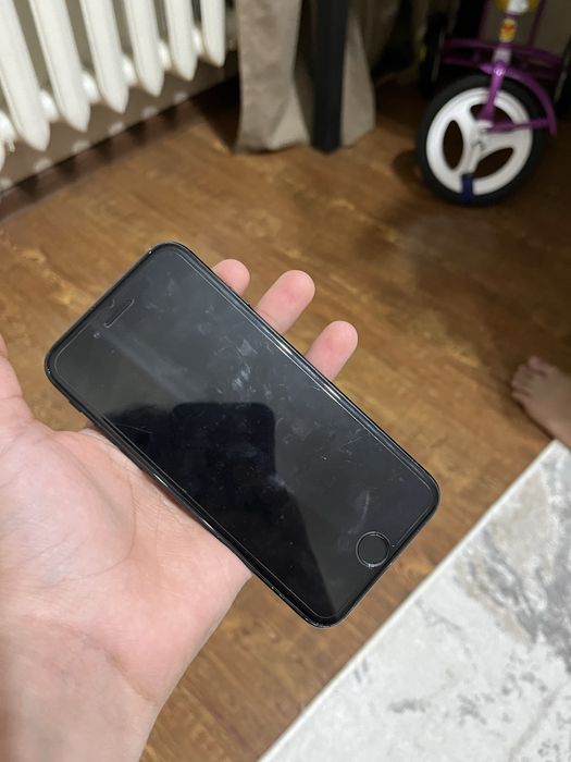 Продам/обменяю iPhone 7