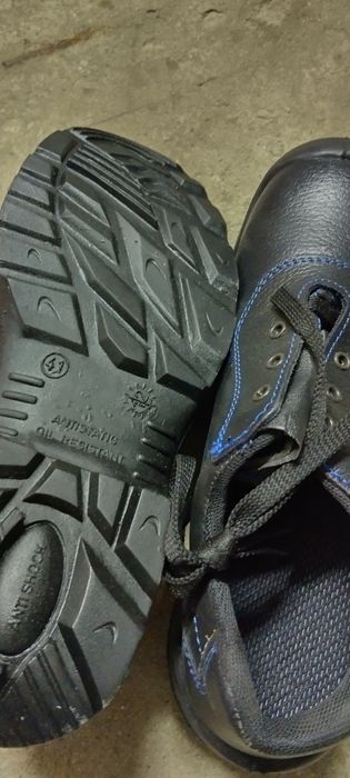 Работни обувки, нови