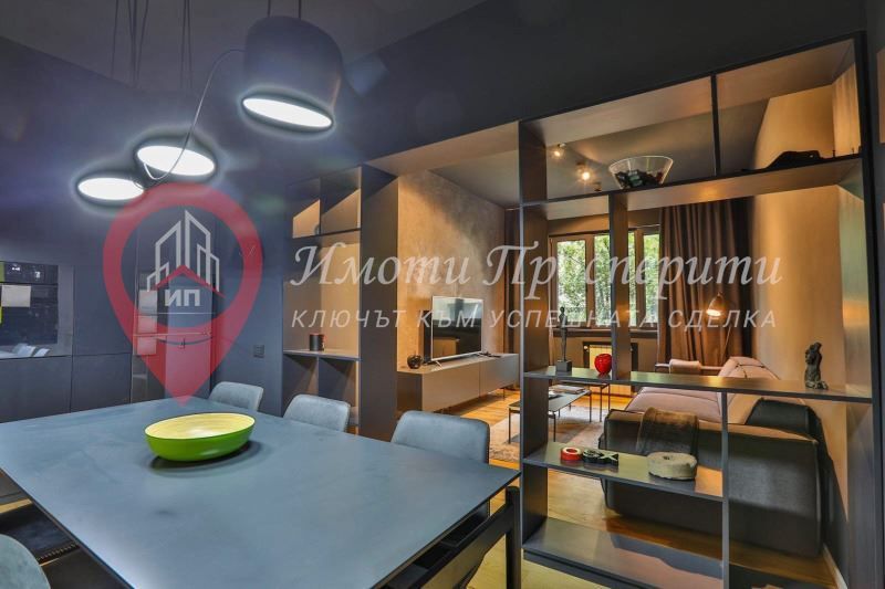 Дава се под наем Тристаен апартамент в София, Център - 70 кв.м за 1140 € - Снимка #7