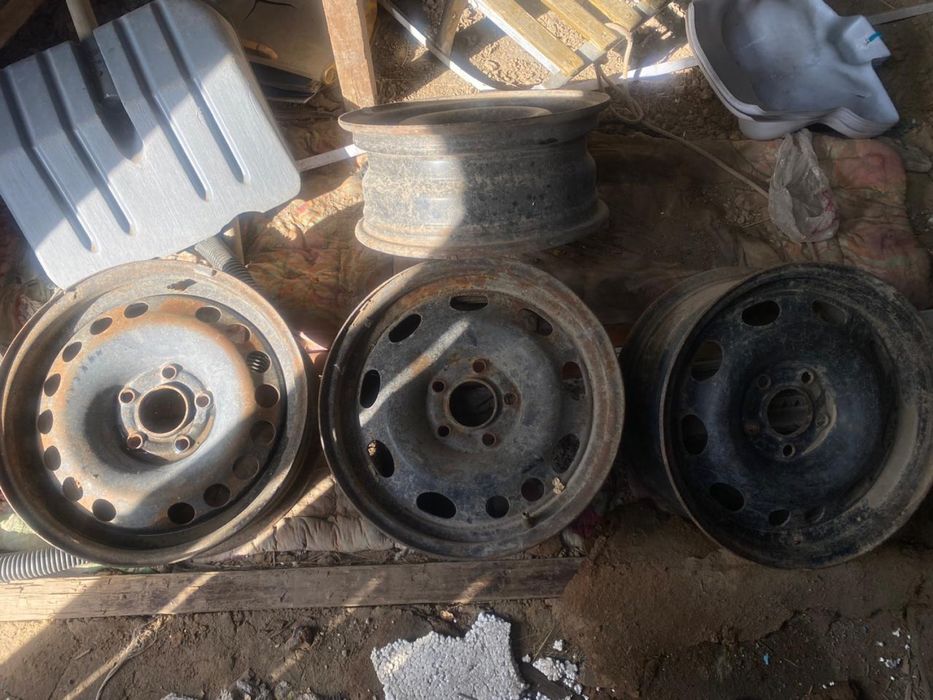 Всесезонная шина