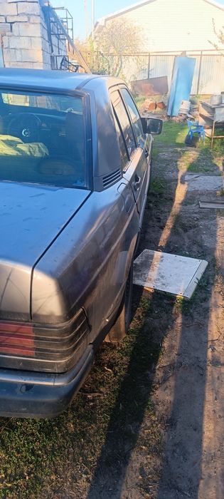 Продам Мерседес 190
