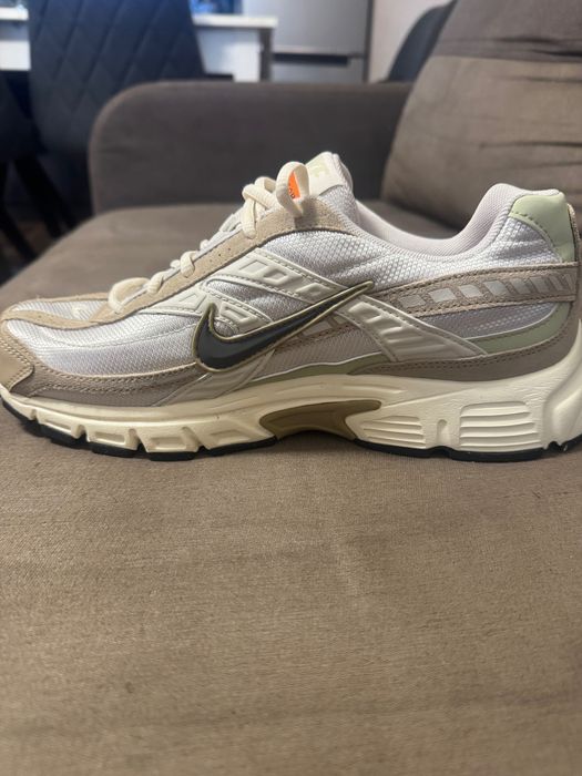 Маратонки Nike чисто нови