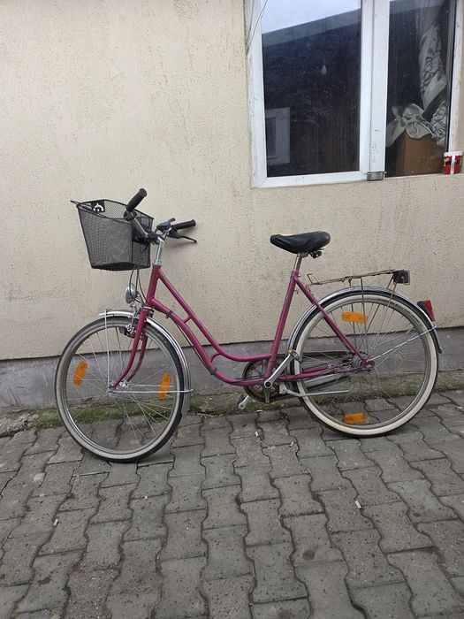 Bicicletă cu coș