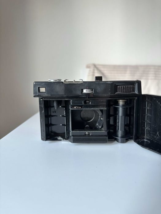 Aparat foto analog Smena 8M – stare bună