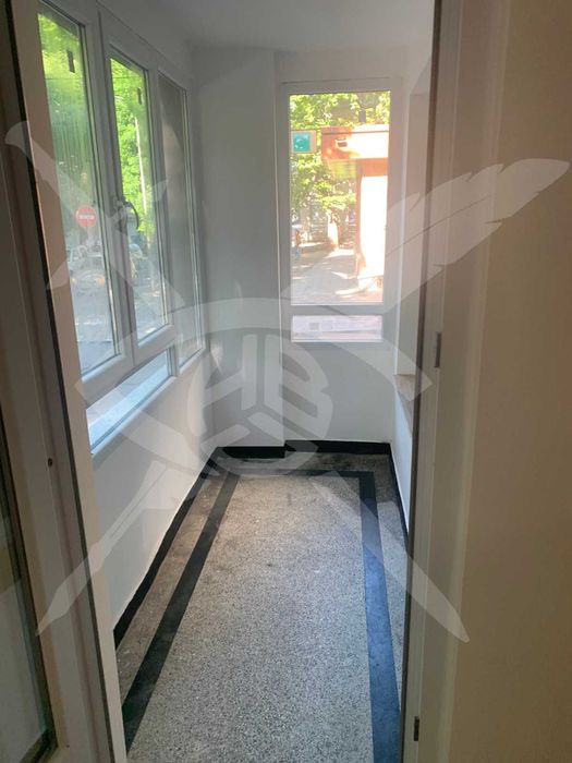 Продава се Многостаен апартамент в Бургас, Център - 110 кв.м за 1728 €/кв.м - Снимка #10