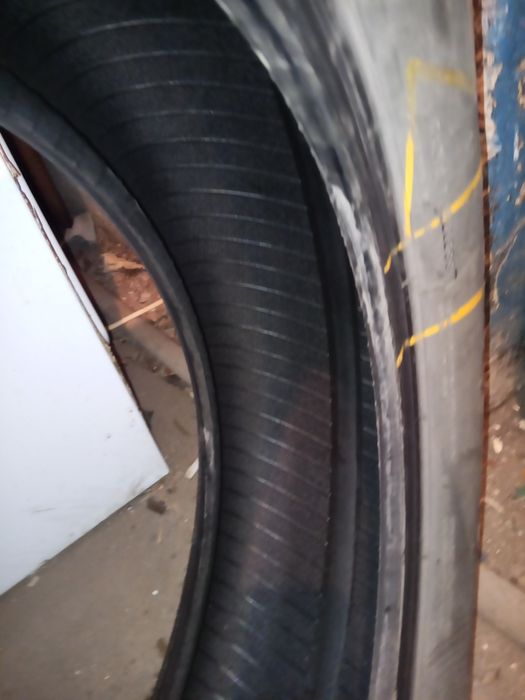 Авто шины 4 шт комплект