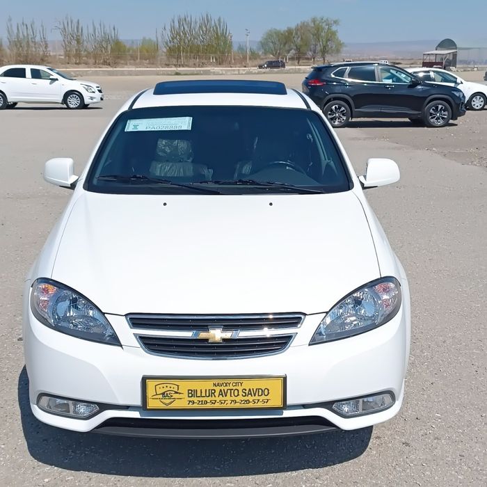 Jentira 2022 yil bir qul minilgan moshina 20 ming yurgan