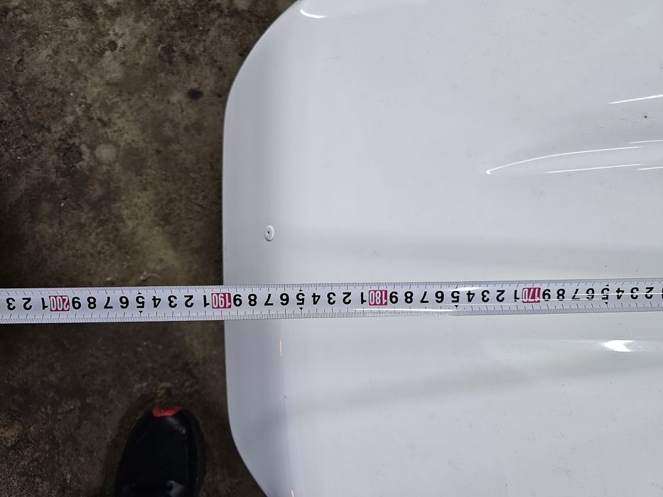 Продам автобокс Luxe