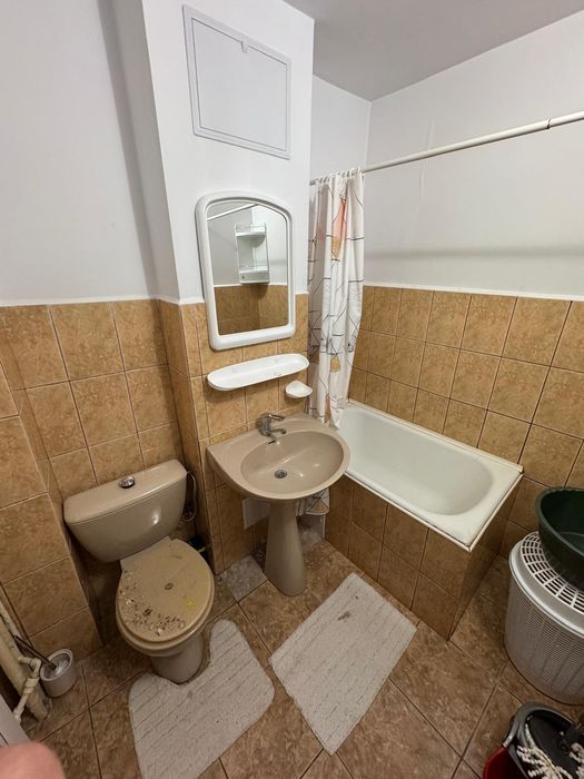 Garsoniera de inchiriat 28mp