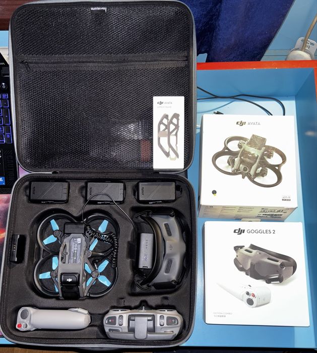 DJI Avata Fly More Combo | Goggles 2 | FPV Controller 2 | Motion Controller | 3 Baterii
