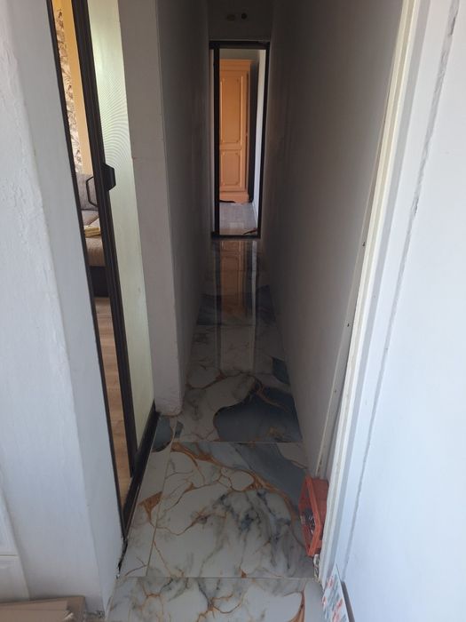2 camere de inchiriat linga metrou eroi  revolutiei