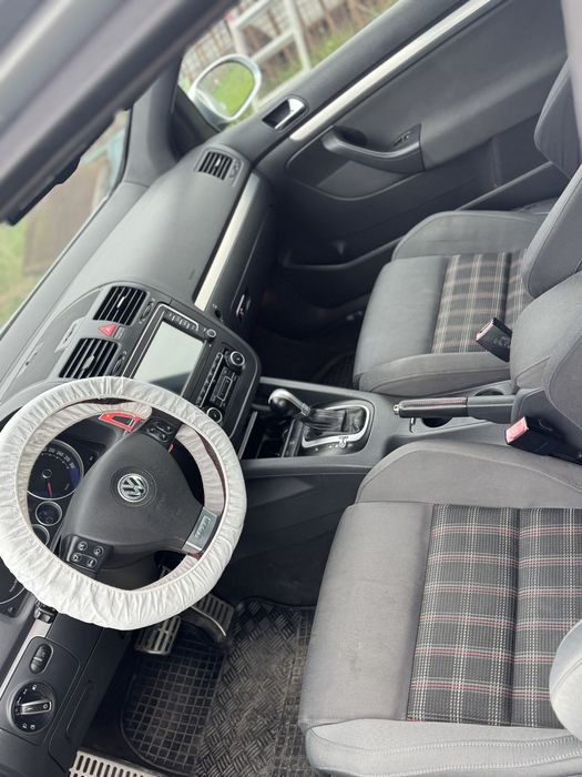 Vand /schimb cu atv Can am/Cf moto Vw Golf 5 GTI Dsg