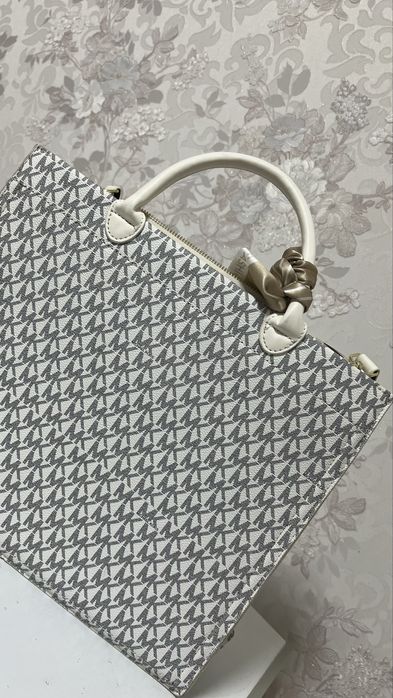 Продам сумку от Майкл Корс