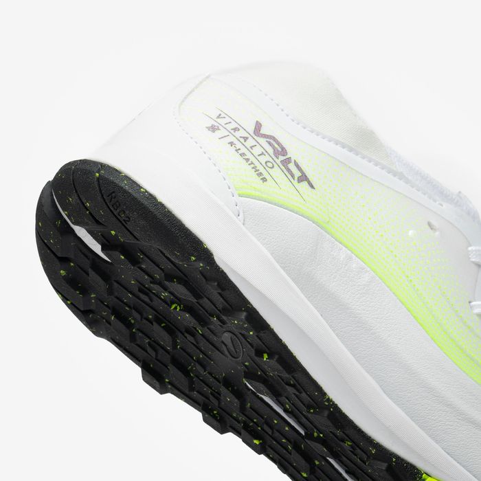 Ghete de fotbal Viralto Iv teren sintetic - produs resigilat Decathlon