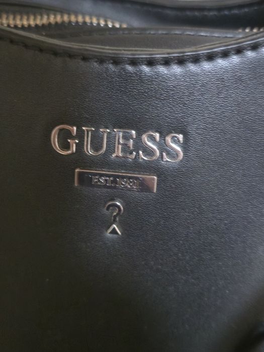 Guess оригинална дамска чанта
