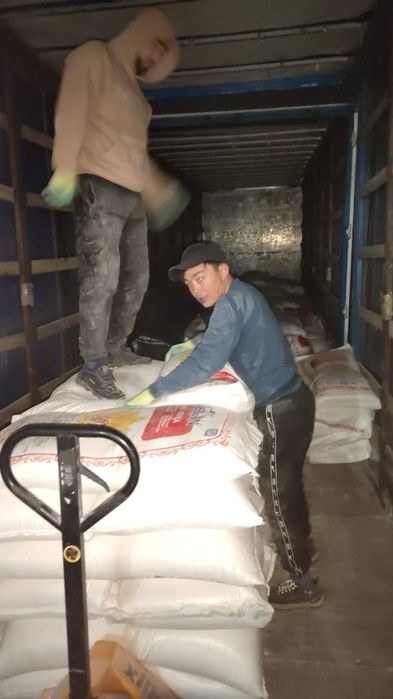 Грузчики подьем грузов