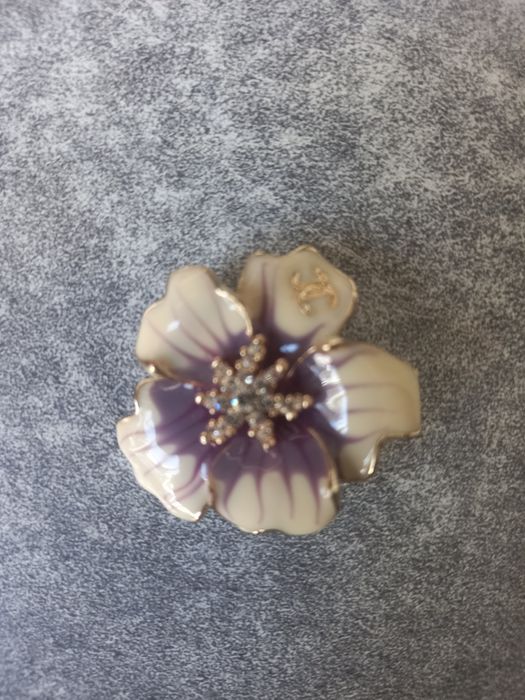 Продаются ювелирные броши и серьги под бирюзу. Зза все броши