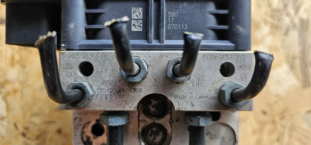 Pompă ABS Audi A6 C7 / A7 4G0614517S 4G0907379J