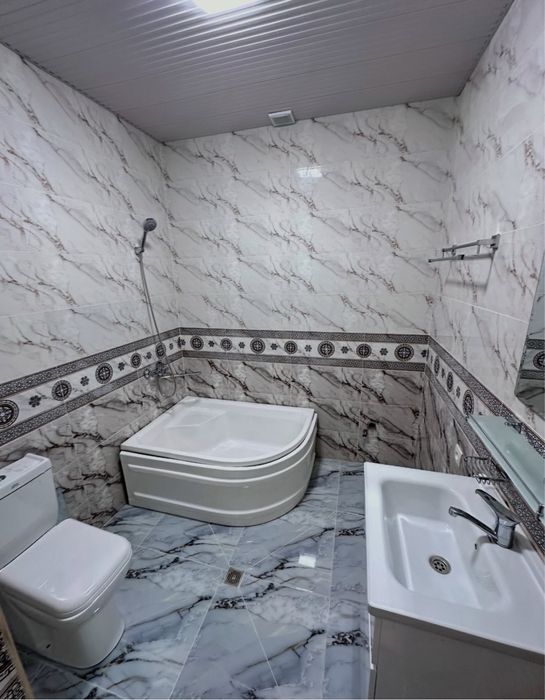 Юнусобод Туманидан котта участка 8 хона 3 қават метрога 10-15 м