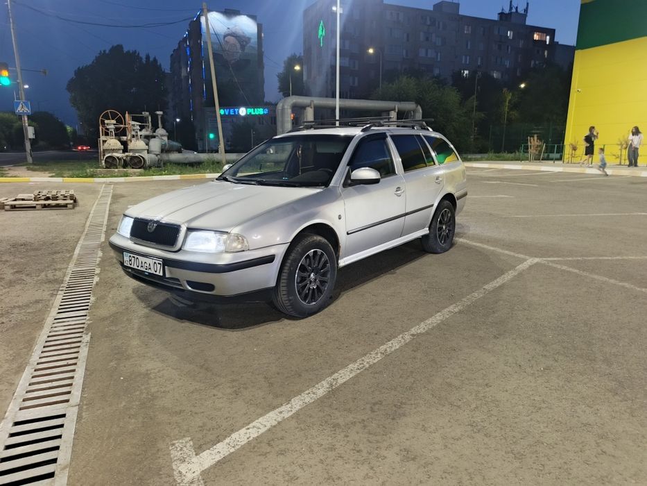 Skoda Octavia tour