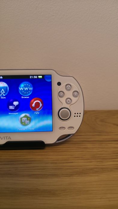 Playstation Vita OLED, Modat, 1500 jocuri, 10 in 1, GTA, God of War