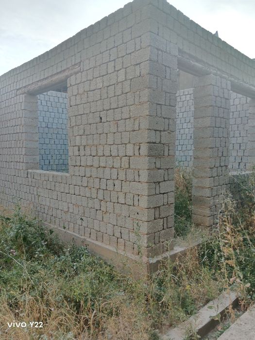 Uy sotiladi srochnoooo