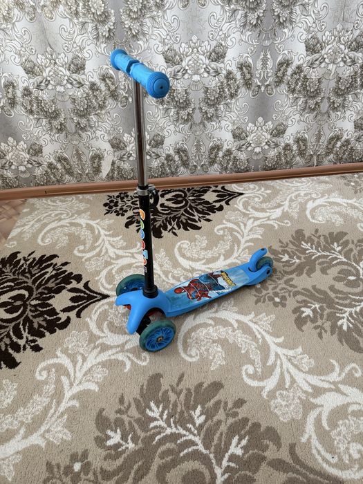 Продам самокат для мальчика