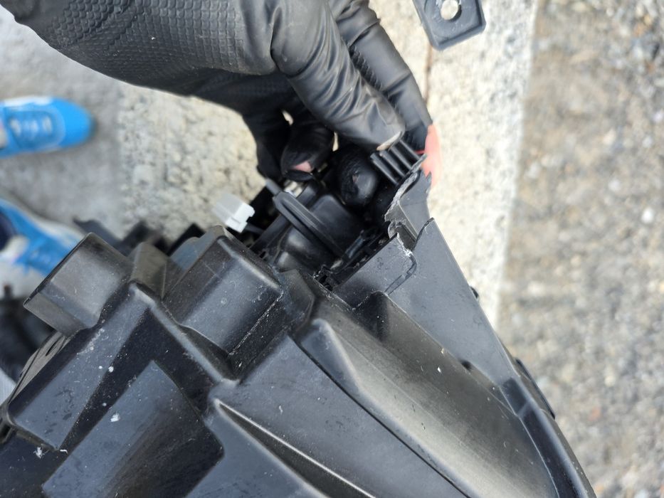 Far stânga Opel astra L an 2021- pana în prezent