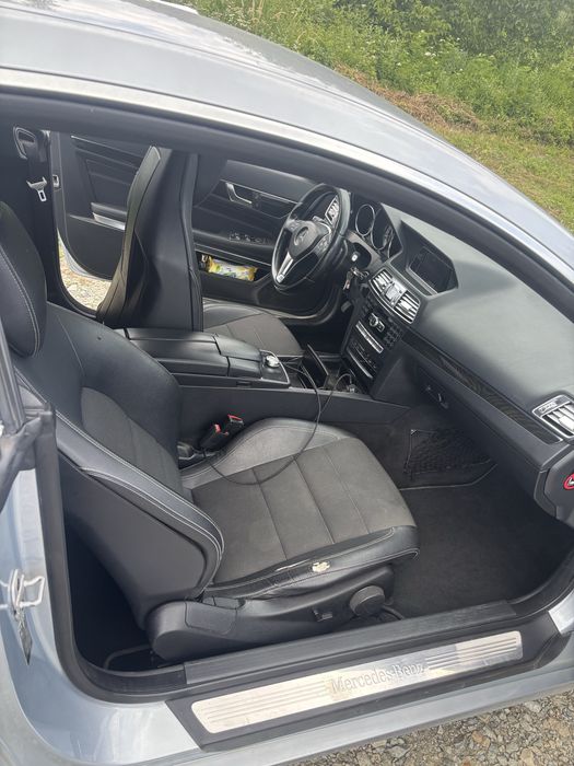 Vand Mercedes-Benz e220 2013
