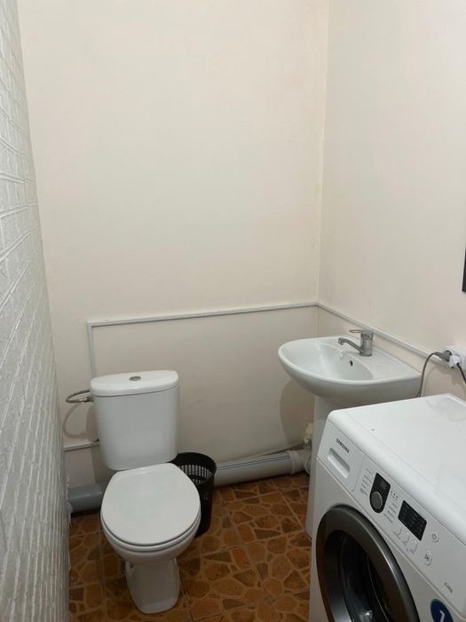 Хостел Момышулы-Абылайхана