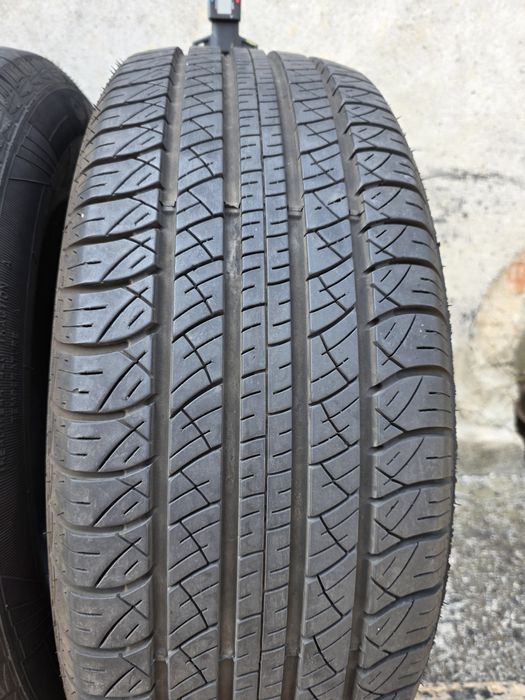 Vând două anvelope all season City Rover  225 60 17  dot 3723