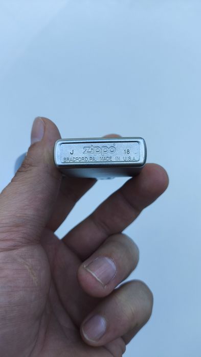 Zippo orginal...