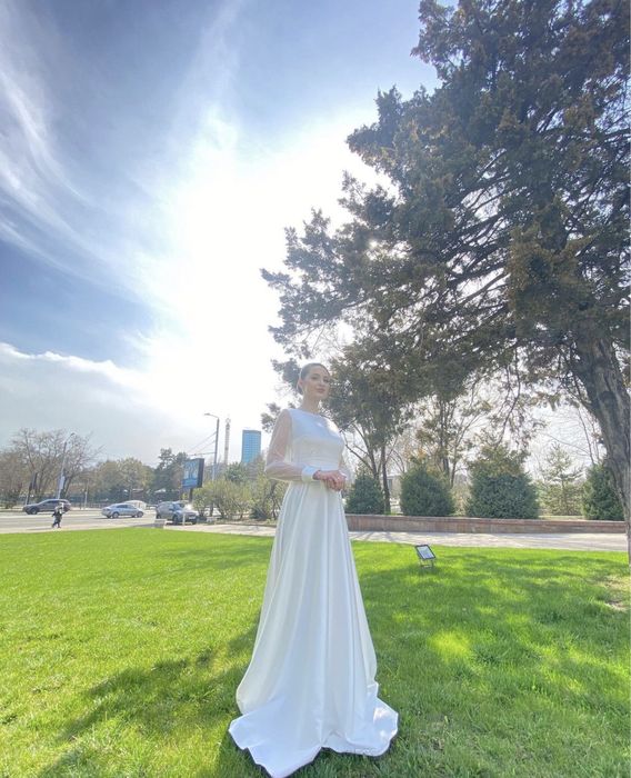 Свадебное платье