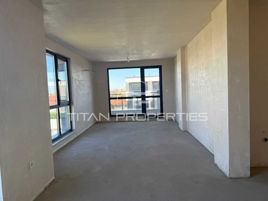 Тристаен апартамент Беломорски