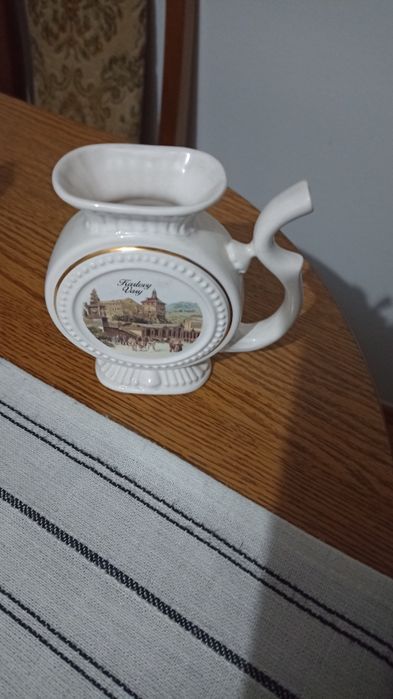 Vind cana veche și dverse