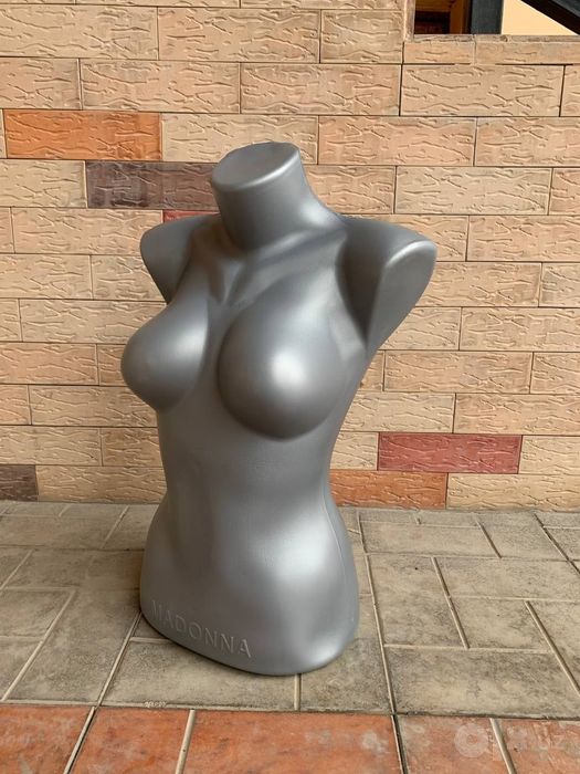 Maniken Madonna a