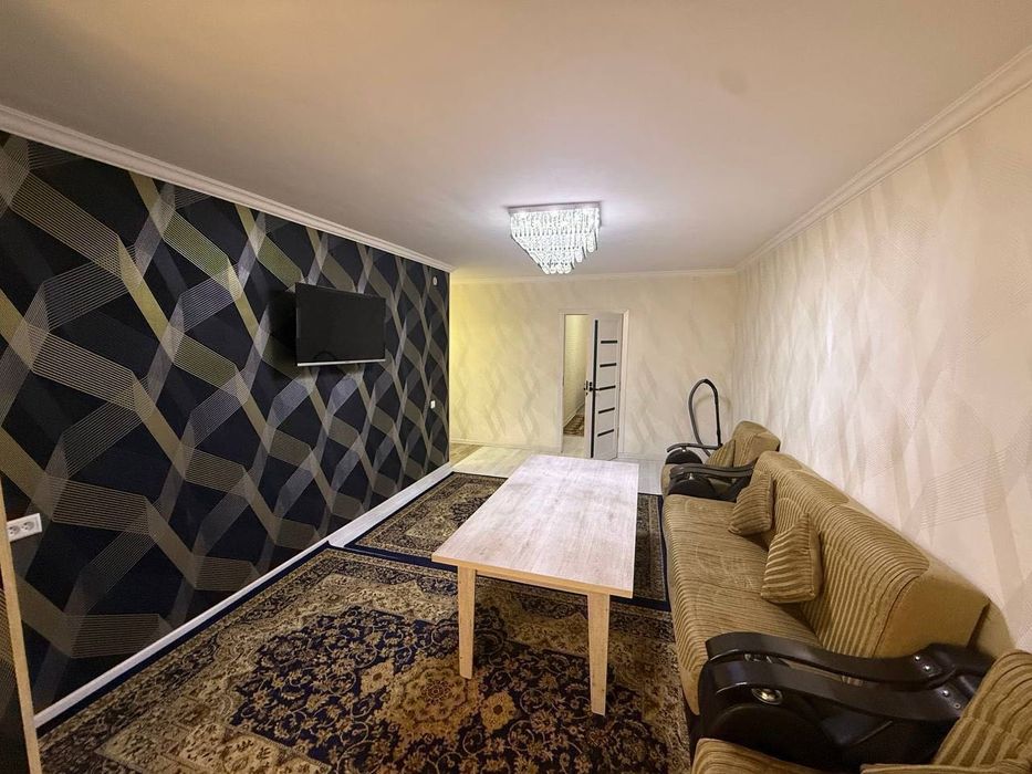 Сдается 2х комнатная квартира С обстановкой  в горде Алмалыке