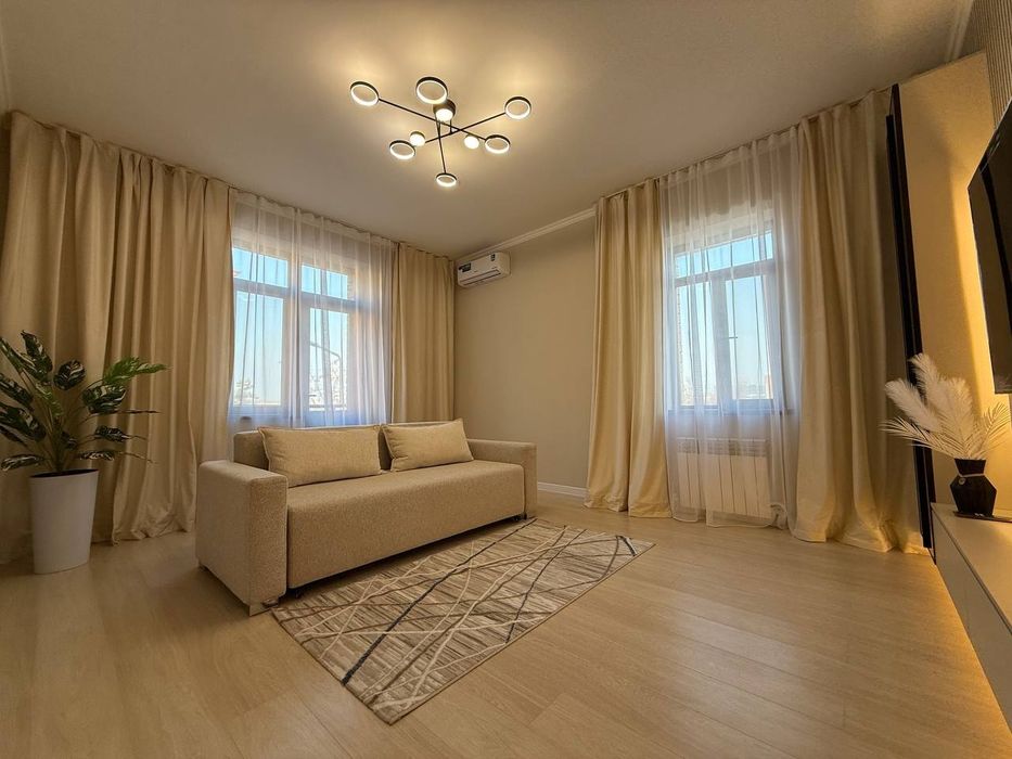 Продам 2/3/5 Мирабадский район Жк " Семейный " Голден хас