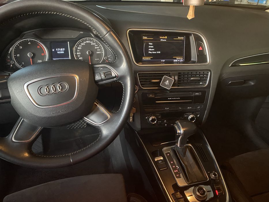 Audi Q5 2015 quattro