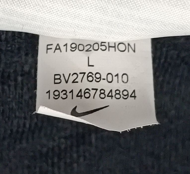 Nike Sportswear Tracksuit оригинален екип ръст 146-156см горно и долно