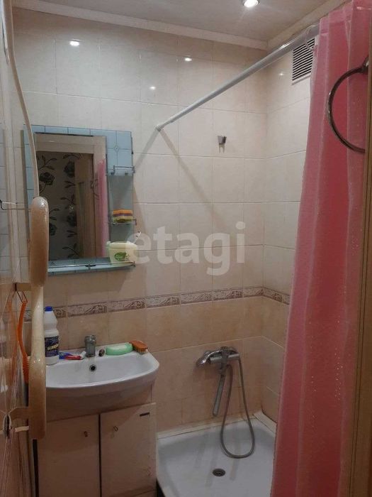 Продам 2 комнатную квартиру