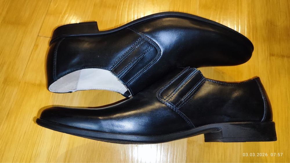 Продам новые туфли кожанные