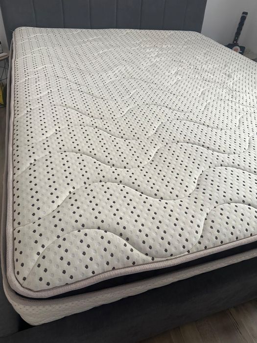 Vand saltea impecabila